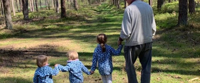 …bei uns im Wald, mit Opa Karl- Heinz, Moos für … …bei uns im Wald, mit Opa Karl- Heinz, Moos für …